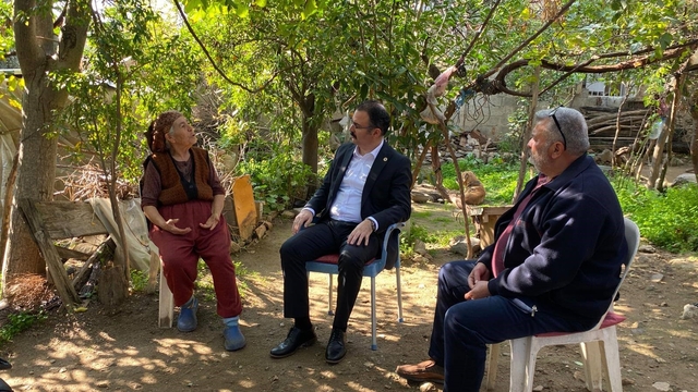 Kaymakam Ateş, vatandaşların evlerine misafir oldu