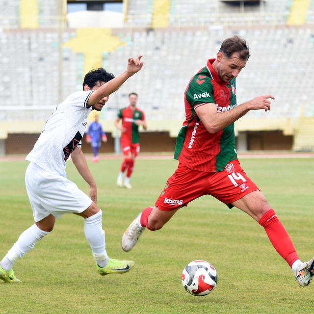 Karşıyaka'nın emektar yıldızı Tolga