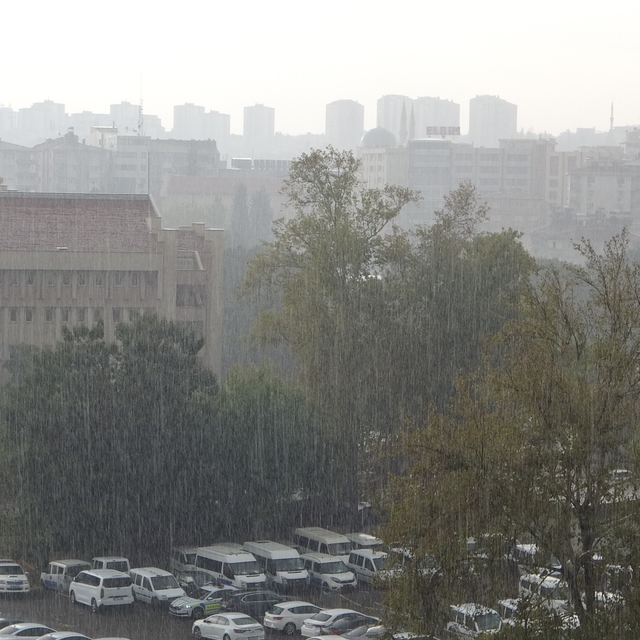 Gaziantep'te sağanak yağış etkili oldu