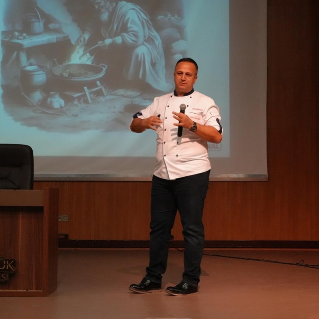 KBÜ'de gastronomide teknolojinin rolü konuşuldu