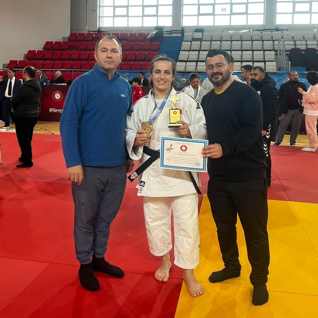 Manisalı Judocu Yadigar Talayhan, Olimpiyatlar için Japonya'da