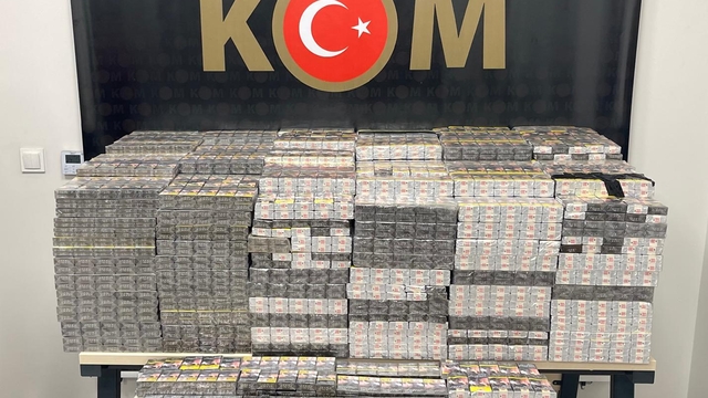 Mardin'de gümrük kaçağı 7 bin 900 paket sigara ele geçirildi