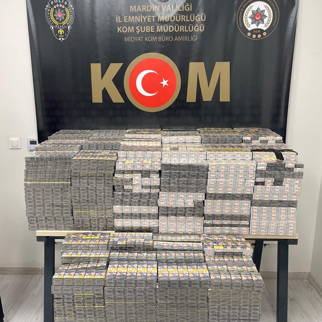 Mardin'de gümrük kaçağı 7 bin 900 paket sigara ele geçirildi