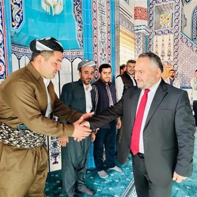 Müftü Okuş, Derecik ilçesinde temaslarda bulundu