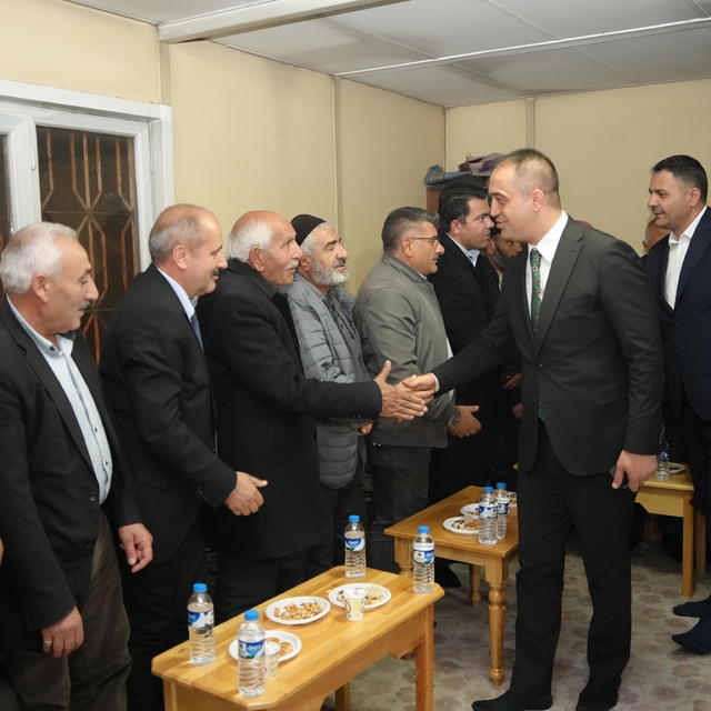 MHP'den "Hayırlı günler komşum" ziyaretleri
"Derdin derdimiz" sohbetlerinin...