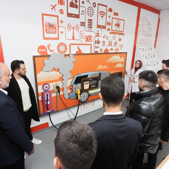 Başkan Sandıkçı: "Geleceğin teknoloji yıldızlarını Canik'te yetiştiriyoruz"