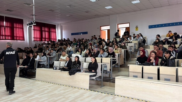 Hisarcık MYO'da afet farkındalık ve bina tahliye eğitimi