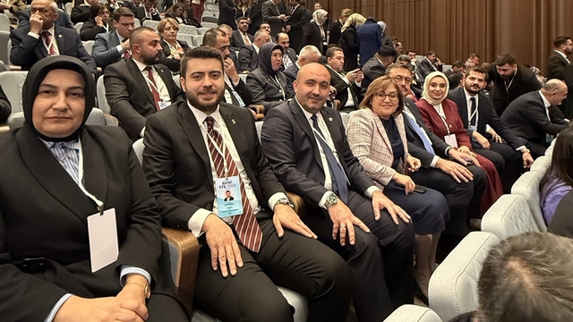 AK Parti Eskişehir Teşkilatı, 175. Genişletilmiş İl Başkanları Toplantısı'na katıldı