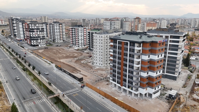 Melikgazi'de kentsel dönüşüm çalışmaları sürüyor