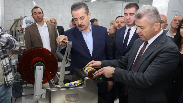 Artvin'de bal dolum ve paketleme tesisi hizmete açıldı