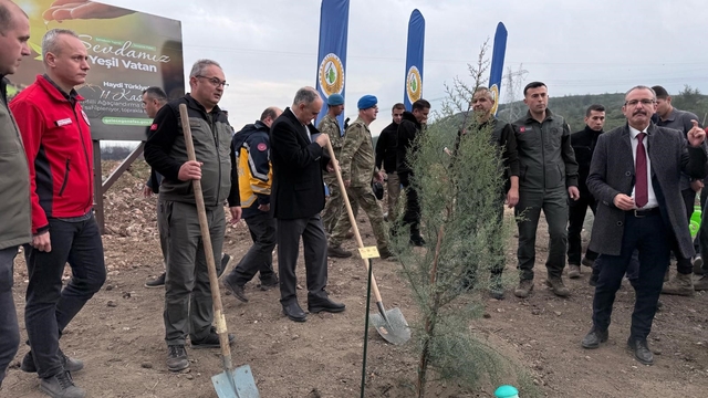 Manisa'da 2025 sonuna kadar 3,1 milyon fidan toprakla buluşacak