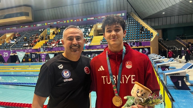 Denizlili yüzücü Ahmet'ten Riyad'da tarihi başarı