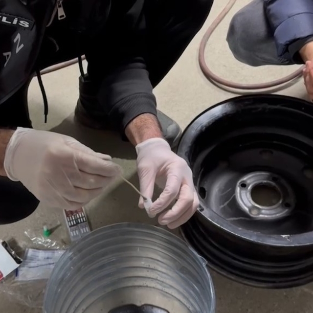 Bitlis'te araçta 16 kilo 769 gram metamfetamin ele geçirildi; 2 tutuklama