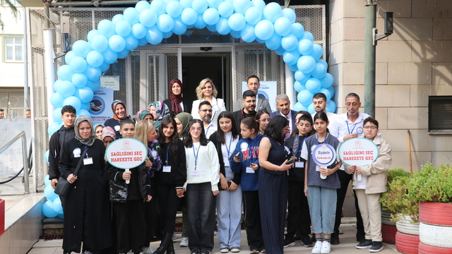 Siirt'te diyabet hastası çocuklar ve ailelerine yönelik eğitim kampı düzenlendi