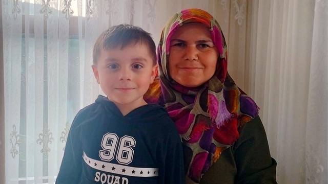 Kastamonu'da cansız bedenleri bulunan anne ve oğlu toprağa verildi