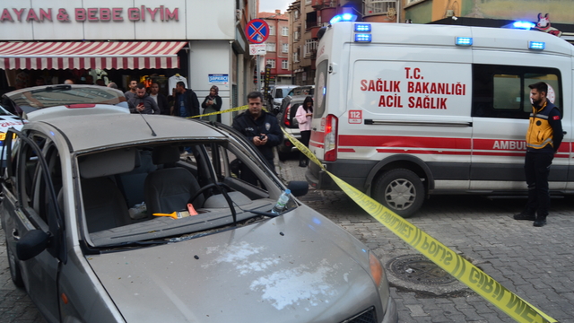 Otomobildeki piknik tüpünde gaz sıkışması: 1 yaralı