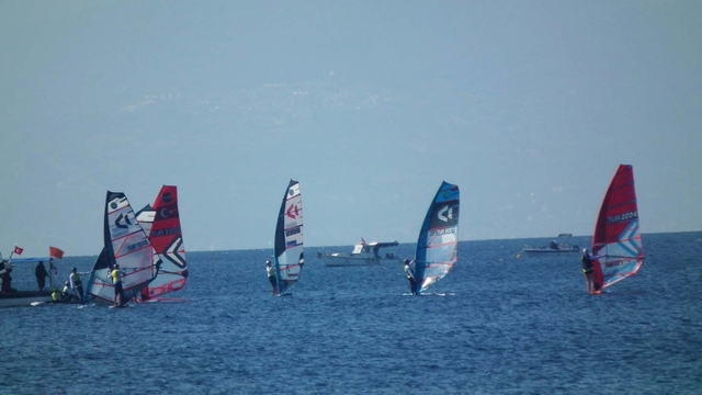 Rüzgar Sörfü Türkiye Ligi, Foça'da tamamlandı