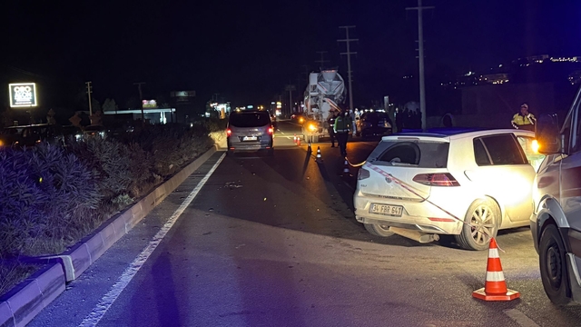 Muğla'da beton mikseriyle çarpışan otomobilin sürücüsü öldü