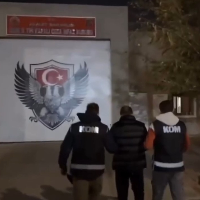 Iğdır'daki adliyede "rüşvet" soruşturmasında 1 avukat tutuklandı, 1 avuta e...