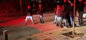 2 aracın çarpıştığı kazada tanıdık çıkan taraflar arasında gerginlik yaşand...