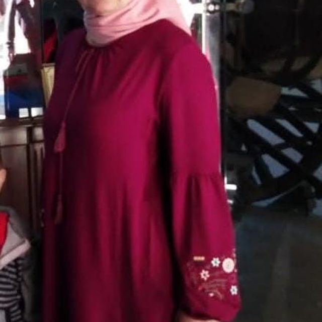 Denizli'de ağaçtan düşen talihsiz kadın yaşamını yitirdi