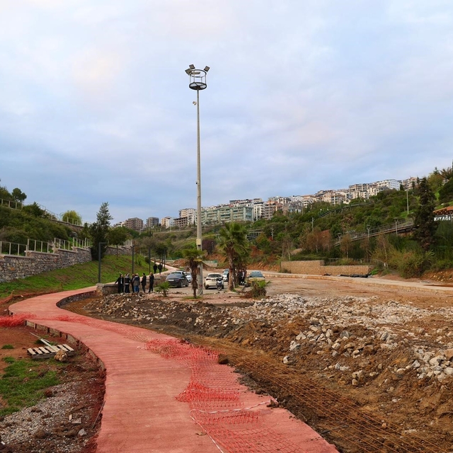 Eskihisar'a yeni yürüyüş yolu, bisiklet yolu ve otopark yapılıyor