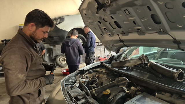 Kışlık bakımda "antifriz" tuzağı: "Kötü marka antifriz yokmuş gibi olur"
"Aracı 10 gün takip edin, su kaçağı olabilir"