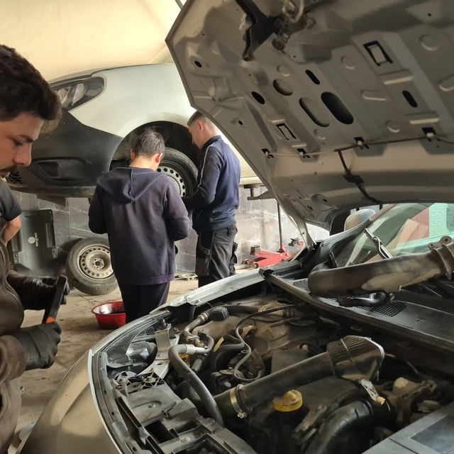 Kışlık bakımda "antifriz" tuzağı: "Kötü marka antifriz yokmuş gibi olur"
"A...