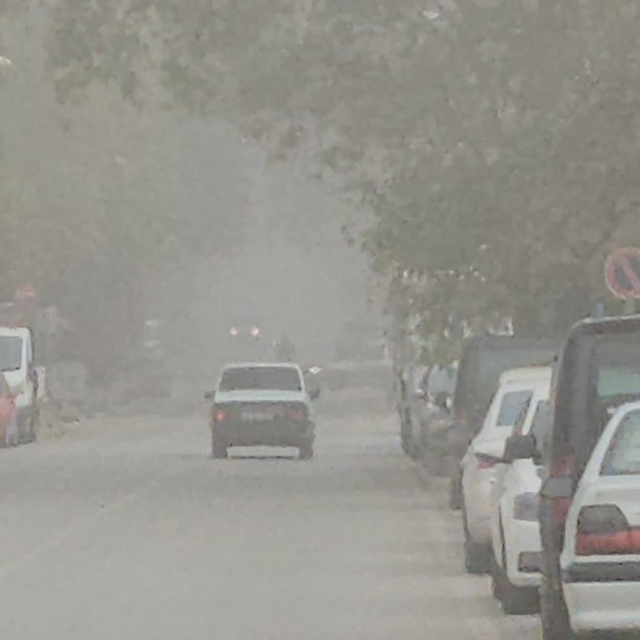 Sındırgı'da sis etkili oldu