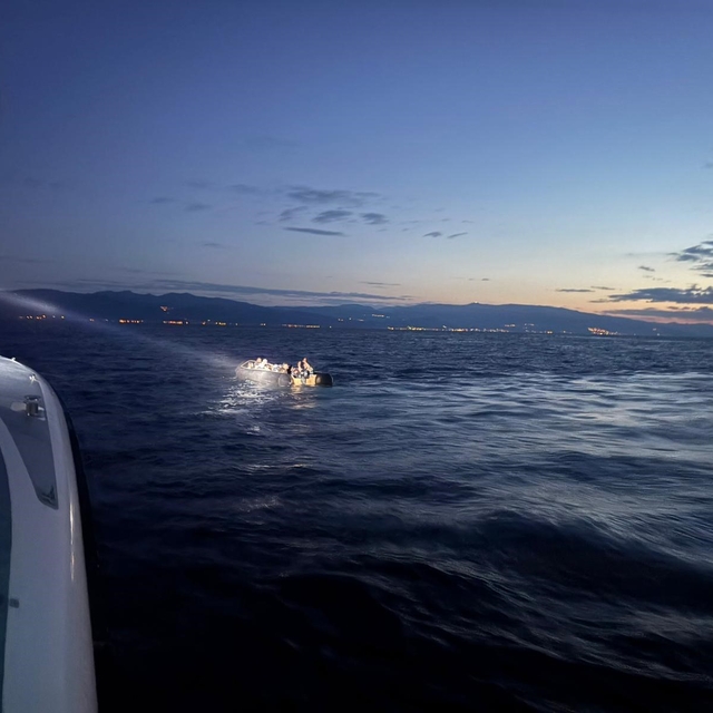 Çanakkale'de 24 kaçak göçmen yakalandı