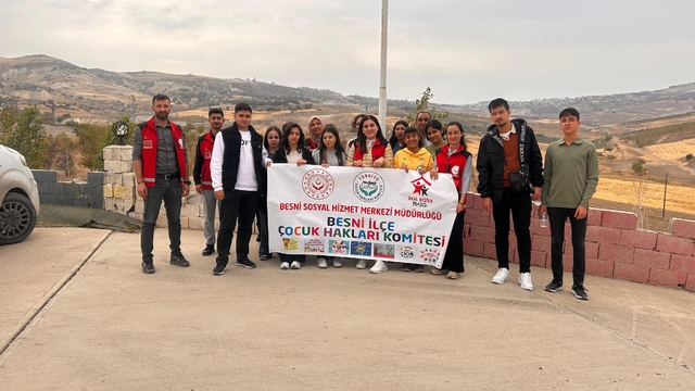 Besni'de YKS adaylarına sosyal destek programı düzenlendi