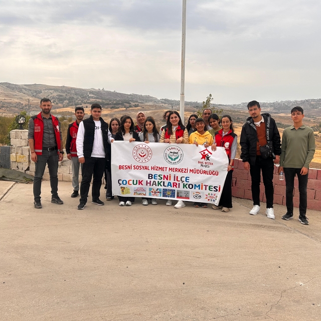 Besni'de YKS adaylarına sosyal destek programı düzenlendi