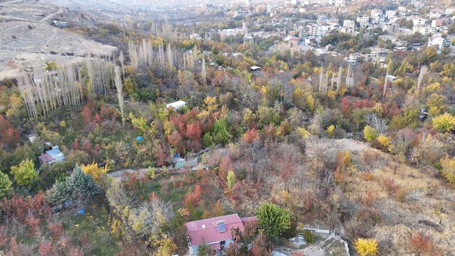 Yeşilyurt'ta sonbaharın son günleri kartpostallık görüntüler ortaya çıktı
Renk cümbüşü dron ile görüntülendi