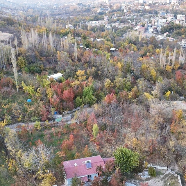 Yeşilyurt'ta sonbaharın son günleri kartpostallık görüntüler ortaya çıktı
R...