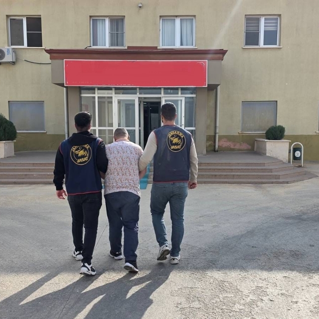 Kesinleşmiş 31 yıl cezayla aranan uyuşturucu taciri yakalandı