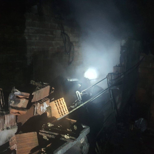 Söğüt'te ev yangını