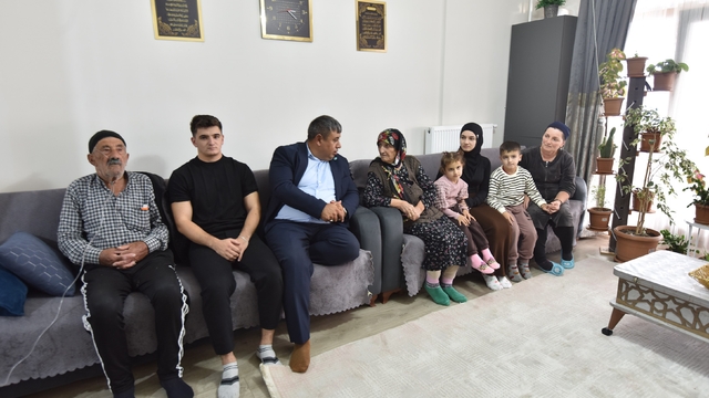 Ahlat'a yerleştirilen Ahıska Türkleri huzur içinde yaşıyor
