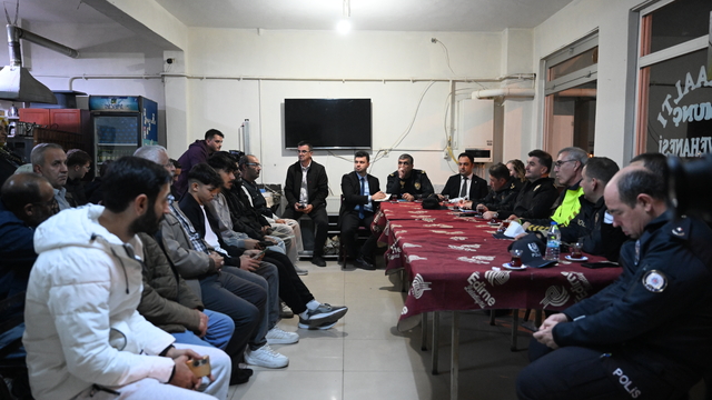 Edirne Emniyet Müdürü Ayhan, Yıldırım Beyazıt Mahallesi sakinleriyle bir araya geldi