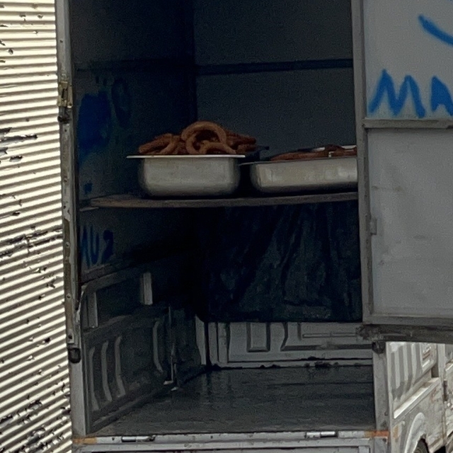 Tatlılar sağlıksız şartlarda taşındı