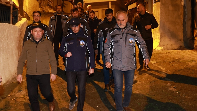 Tokat Belediye Başkanı Yazıcıoğlu'nun mesaisi gece yarısı da devam ediyor