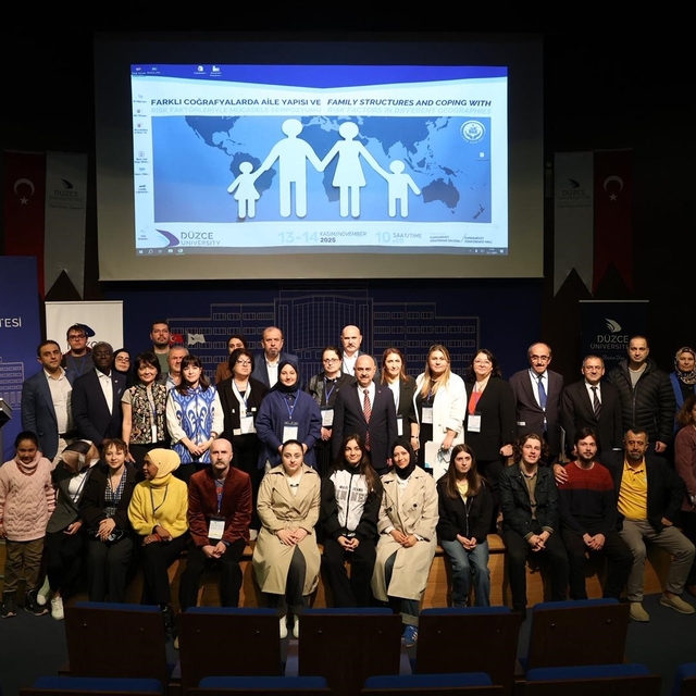 Vali Aslan "Türk milletinin en büyük gücü ailedir"
Farklı Coğrafyalarda Ail...