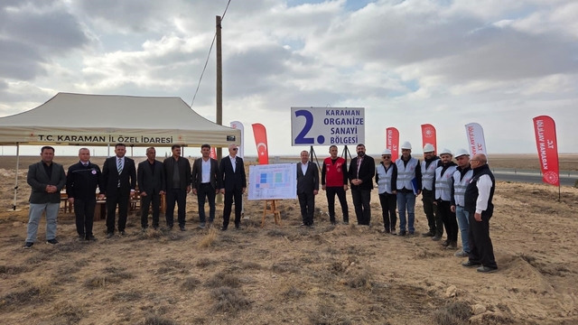 Karaman'a 2. organize sanayi bölgesi
Karaman'da 2. OSB'nin altyapısı için yer teslim protokolü imzalandı