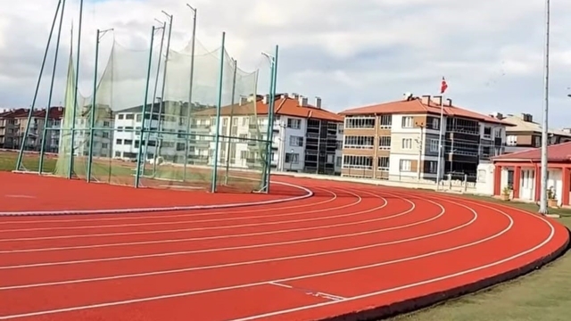 Halil Akkaş Atletizm Stadı yenilenen yüzüyle hizmete açılıyor