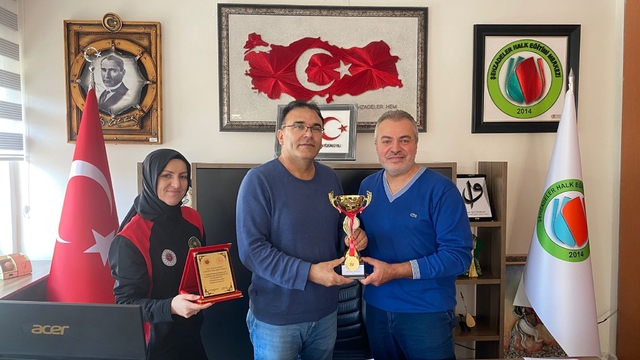 Şampiyona kupası verildi