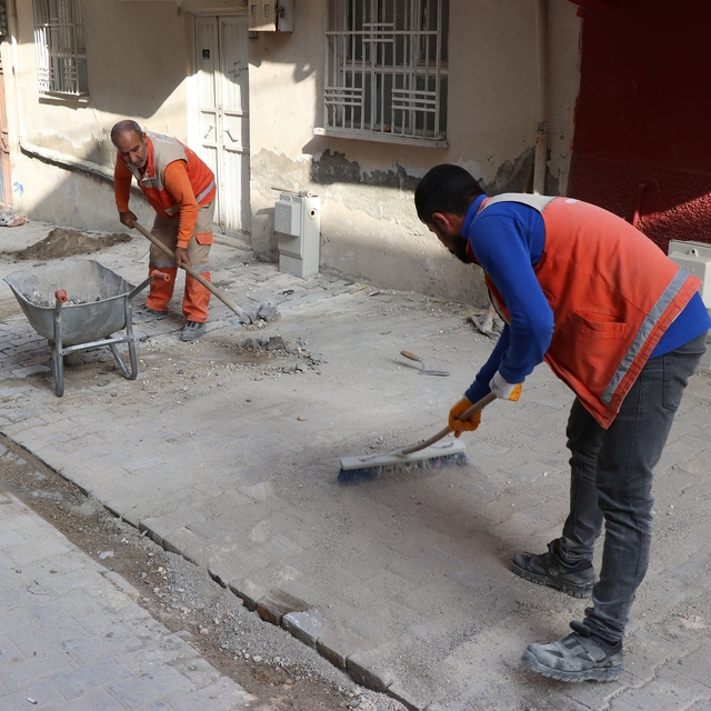 Haliliye'de üstyapı çalışmaları sürüyor