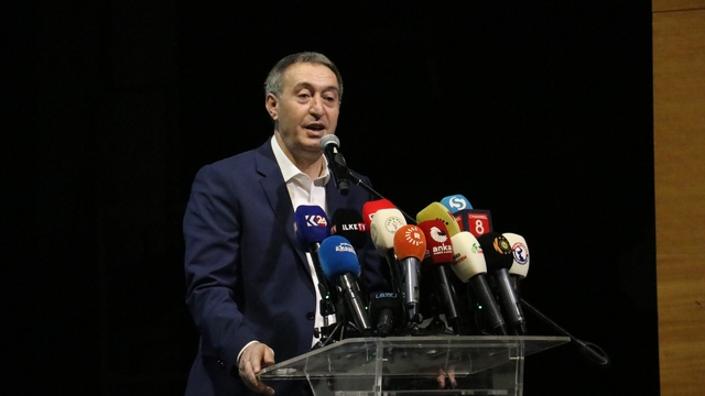 DEM Parti'li Bakırhan: Toplumun beklentisi, kayyım atanan başkanların görevine dönmesidir