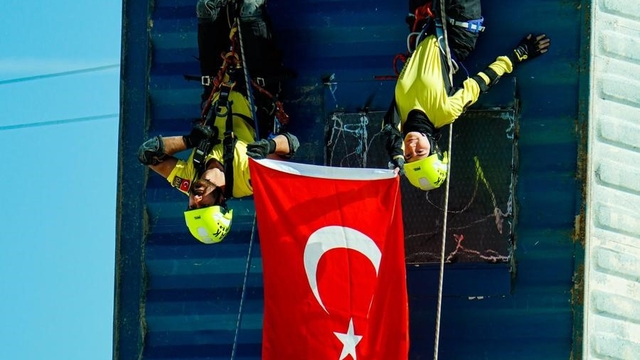 Dağ Arama Kurtarma 9 yıldır arama kurtarma operasyonlarında gönüllü olarak yardımcı oluyor