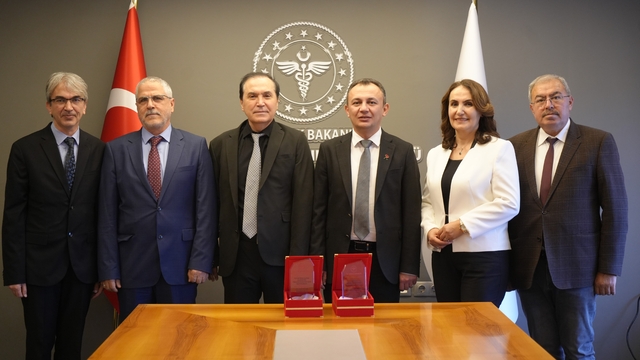 Samsun, organ bağışında Türkiye birincisi oldu
Samsun'un organ bağışındaki birinciliği Sağlık Bakanı'nın ödülü ile taçlandı