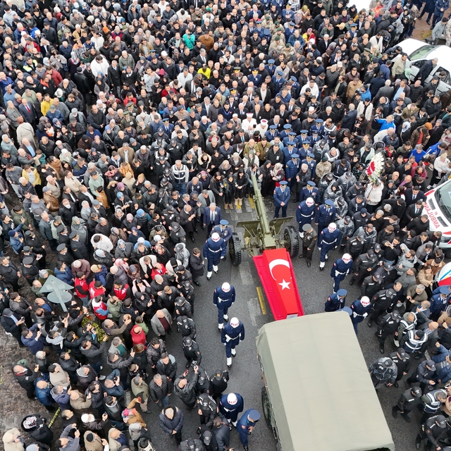 Kayserili binler, şehidini uğurladı