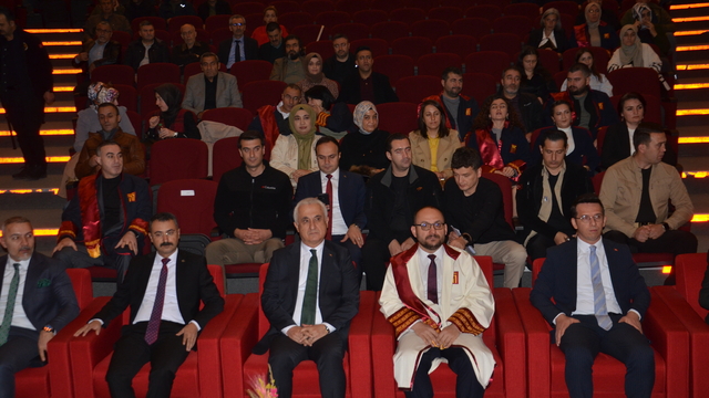 Muş Alparslan Üniversitesinde 2025-2026 Akademik Yılı törenle açıldı